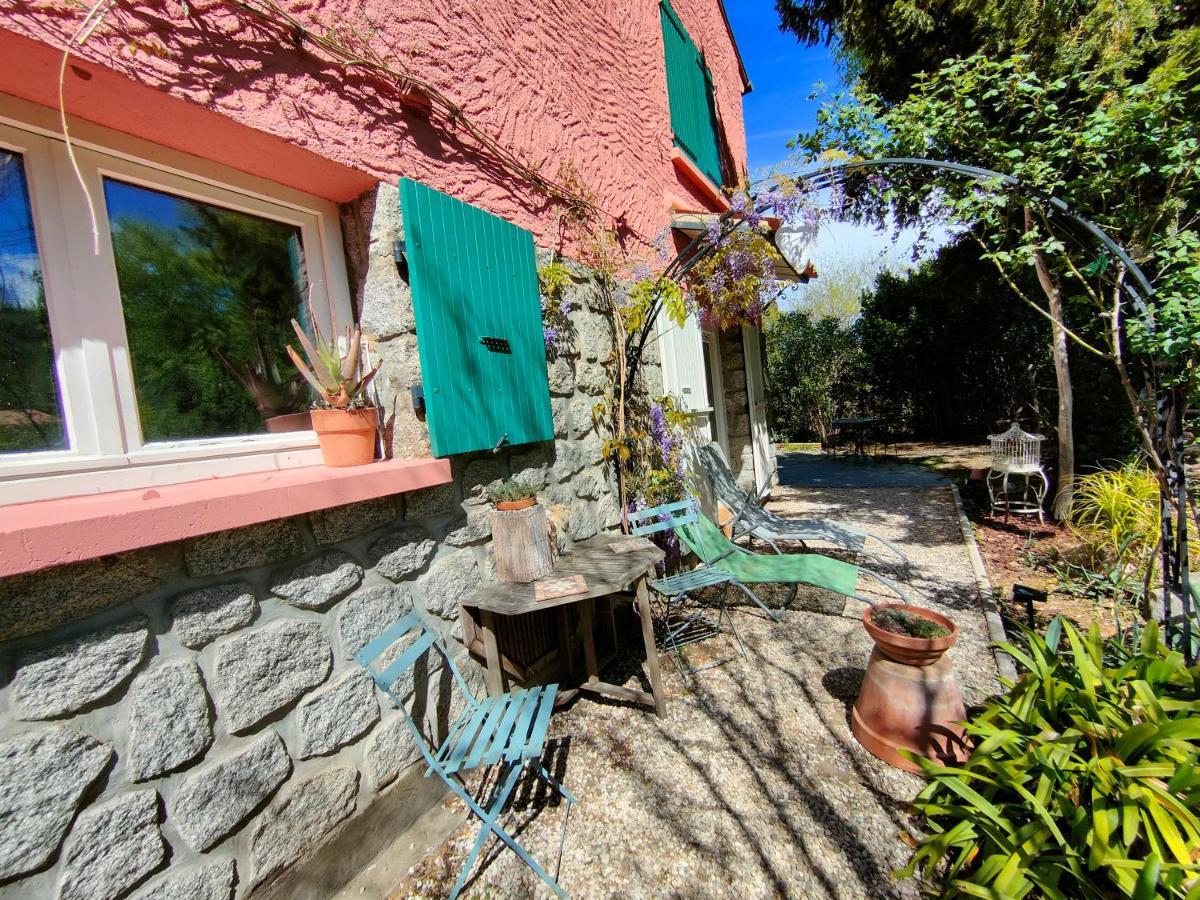 Le Gite " Au Fil De L'Eau " Ria Exterior photo